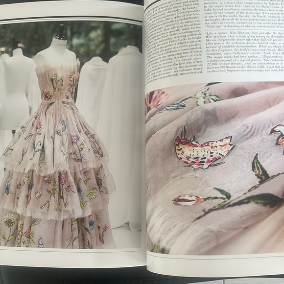 Rare Dior Magazine #35 'Behind The Mirror' Autumn 2021 Not Publicly Available - Picture 15 of 17
